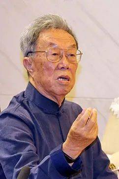 王蒙,单三娅伉俪对谈长篇小说《笑的风》| 关注