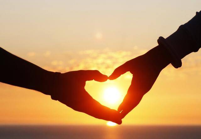 什么样的爱情才是好的爱情 47eaa6dbd67a42fe91ebdfdf813977a3.jpeg