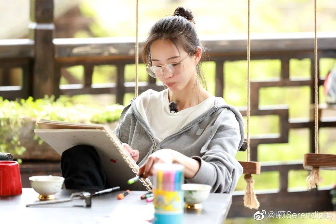 原创身为台湾第一美女却被岳云鹏吐槽不红,张钧甯凭什么强势翻身?