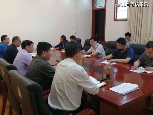 新县教育局副局长李文德一行调研新县职业高中高三复习备考工作