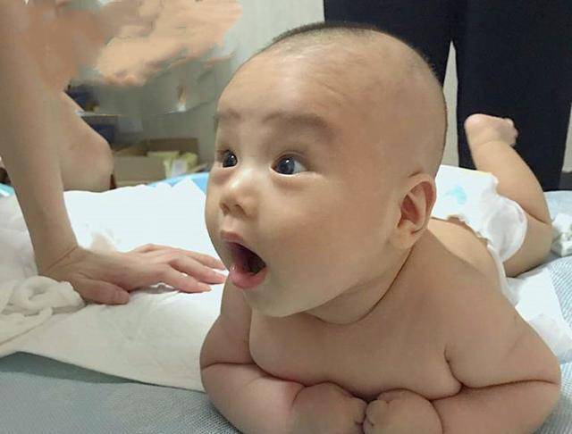 几个月胎儿能听见外界声音 a5abc5154c204fcd81ce4bda2de34781.jpeg