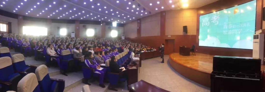 「志愿」别犹豫了，不然就晚了！给您十八个找聚铭师专家给孩子报志愿的理由
