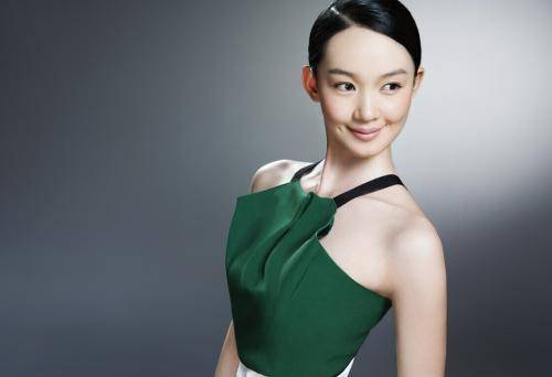 34岁氧气美女演员刘丛丹,饰演《卧底》、