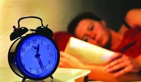 睡眠时间与年龄有关系 2ae43449797247f1a3bb4d6c77de65aa.jpeg