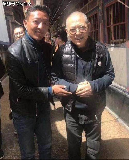功夫巨星晚年多惨?李连杰甄子丹身体累垮,吴京46岁惊现一头白发