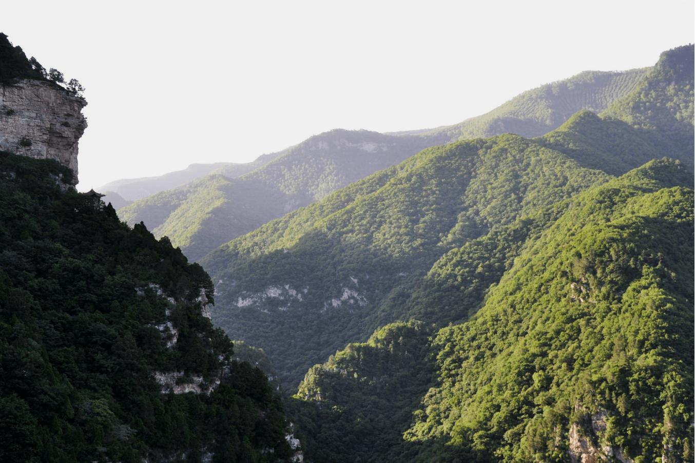 1/ 12 坐落在吕梁山脉与太行山脉之间南北走向的太岳山脉中的绵山5a