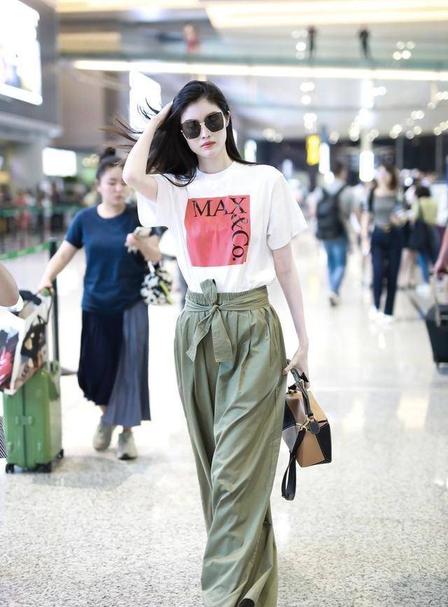 24ff6594fe60471b943d6b7ca74128a4.jpeg