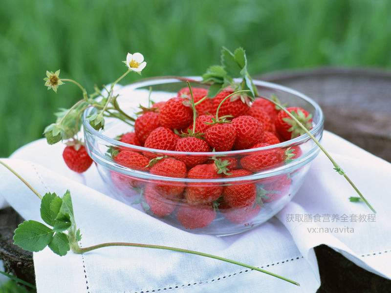 美白吃哪些食物比较好 31697114e5cd4bf1a46cdf0e28a17261.jpeg