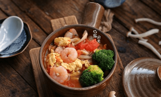 最简单的家常菜云南 1739ce2a672c42058a6c92b4ec371254.png