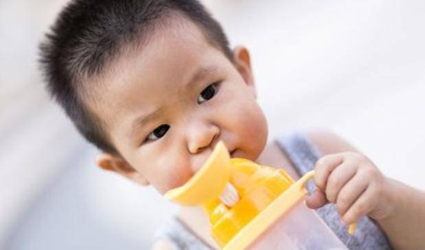 [部位]医生：夏季天气再热，也不能让娃这部位受凉4岁宝宝拉肚子10次