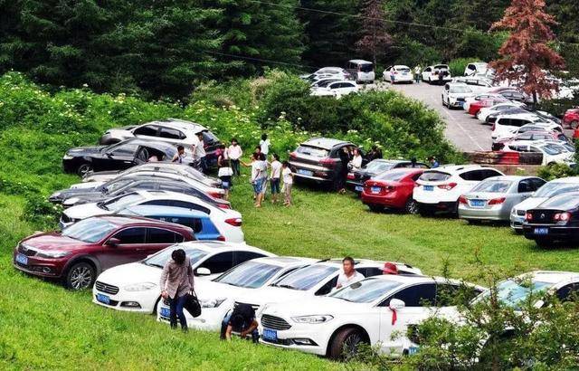 自驾游旅行车辆 3b8caec3e2f647f4837e71b4154426b9.jpeg