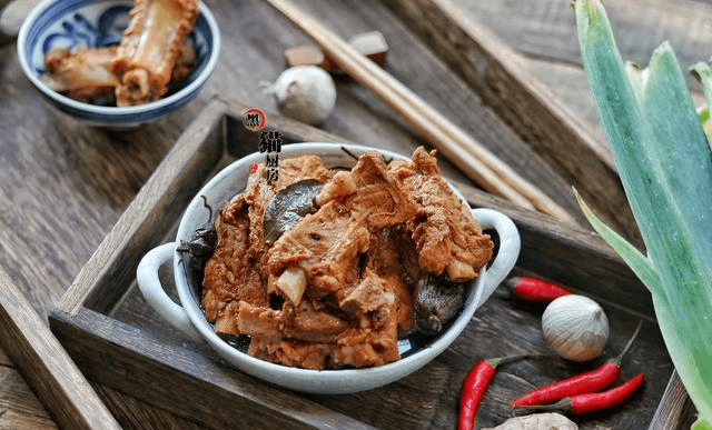 一碗菜猜成语_看图猜成语(2)