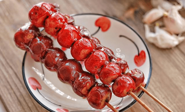 自己在家做的美食糖葫芦 cf5f6fa56549400ebb8d245ffc34016f.png