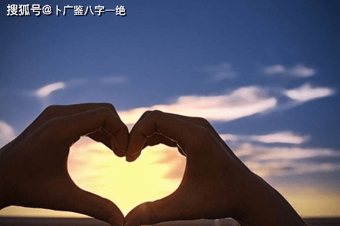 77354c4a82ac4e8e95d73b7b0f7cde97.png