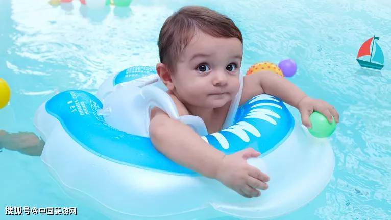 为什么当初支持让孩子在家游泳的家长，最后都选择了婴儿游泳馆？