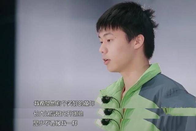 原创留守哥哥不愿弟弟重复自己悲剧，请求父母：读完这期幼儿园带弟走