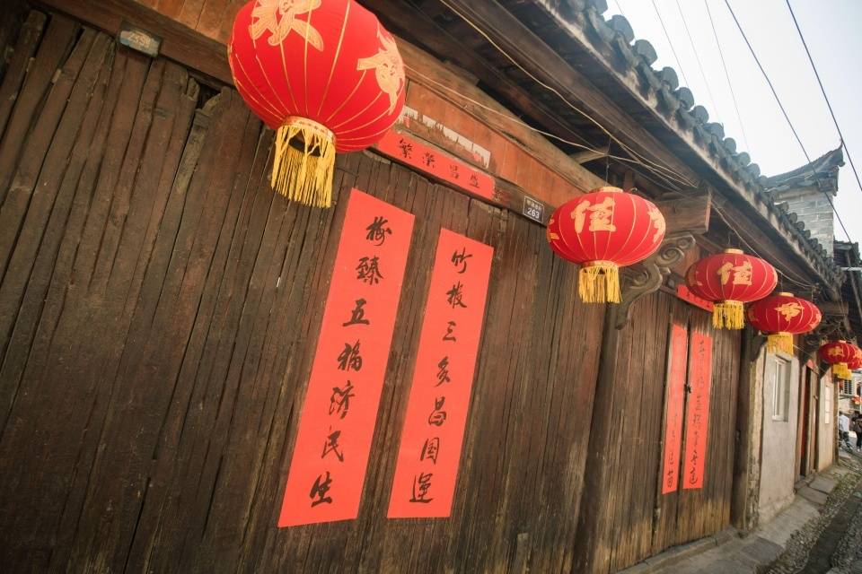 「学区」历史悠久被人遗忘，今因高考房价水涨船高安徽最“牛”学区街