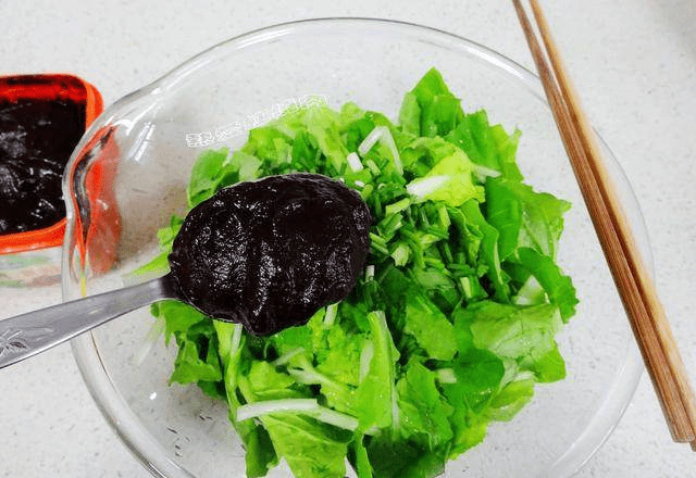 怎么煮小白菜好吃 44d2ce03620240b6a20395ed930589e8.png