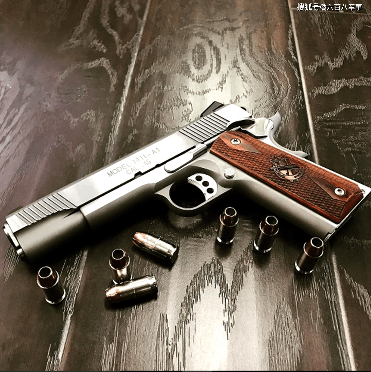轻武器欣赏,手枪中的颜值担当,1911绝对算一个