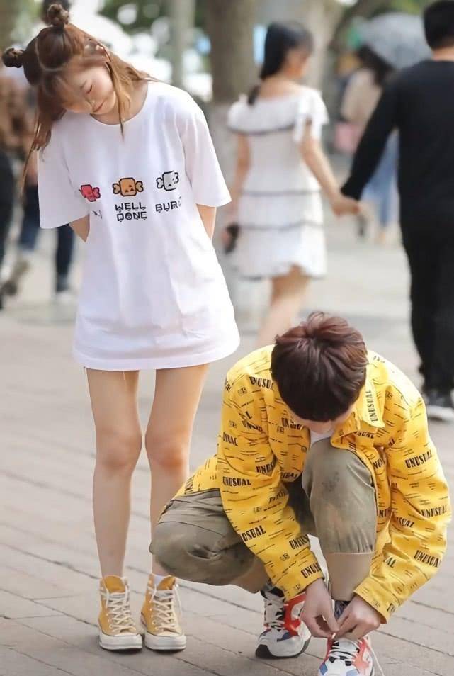 怎么把鞋带绑在脚上 645c5a7ac1d5437d9aceee895c0fdb18.jpeg