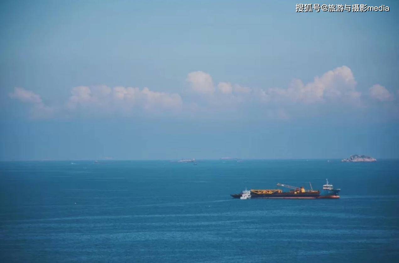 晚上的大海是什么颜色 9b01c76d90d249f6a8bcf6f600d663c0.jpeg