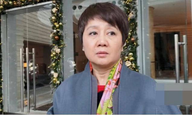 四房没戏唱？何超琼专访曝光，话里话外吐露赌