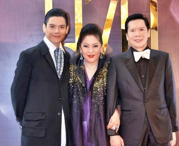 有一种"前妻"叫丁佩,离婚还被向华强养40年,向太见了都叫姐