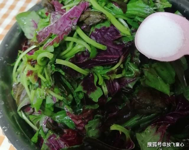 「窍门」好吃有窍门,多做这一步,鲜嫩爽滑,早餐开胃又下饭,家常炒苋菜