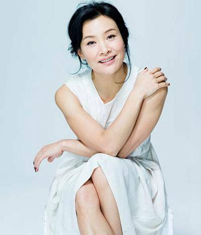 网友的记忆不是3秒：陈冲你别忙着晒女儿了，你弃养的双胞胎呢？
