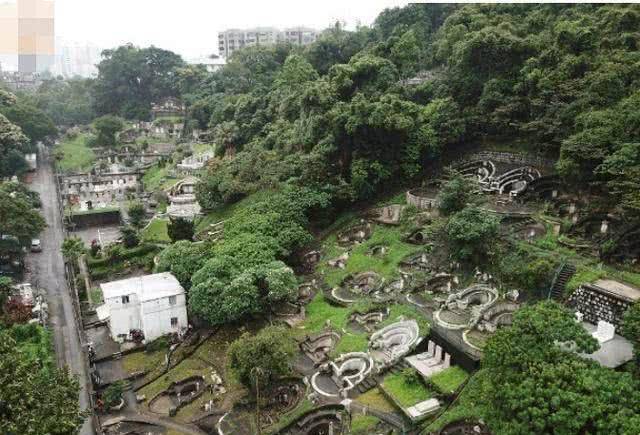 赌王将葬于昭远坟场由二房长女领头操办墓地位置很讲究