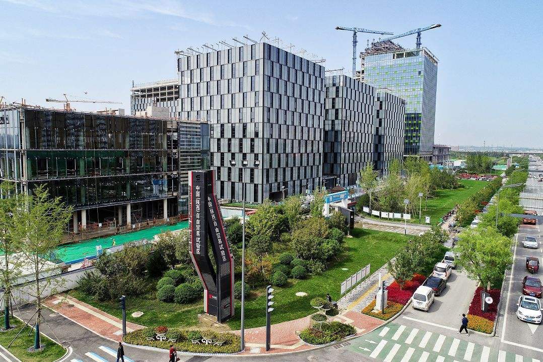 GDP高而财政收入少的城市_财政收入占gdp的比重(3)