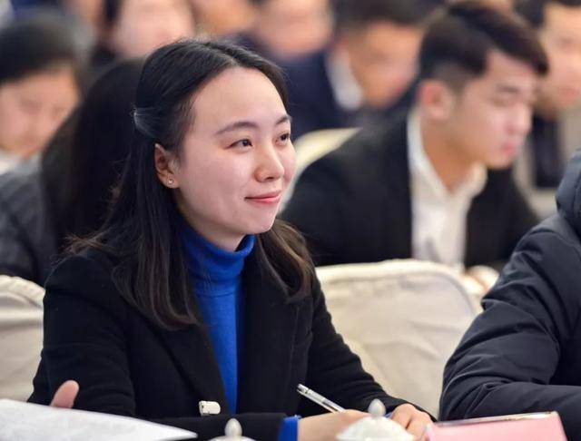 行政编和事业编的区别“不一般”，很多人“傻傻分不清”古董月饼十年未坏