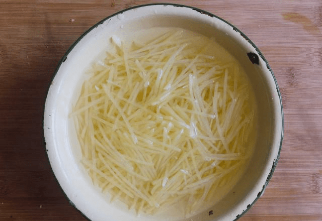 a552e1670f1d49a9ad60f075a3d06ec9.png