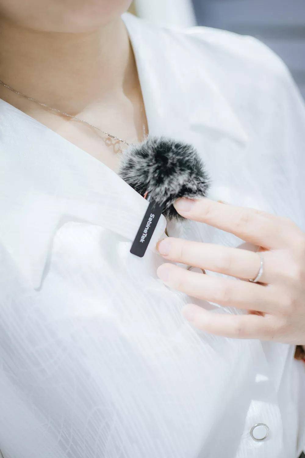 Vlog实用小帮手——塞宾智能蓝牙麦克风SmartMike+