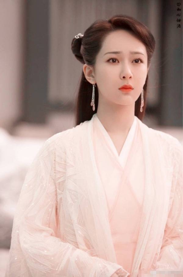 杨紫最新电影造型 3814f90b79234a64897b136e0737c3fd.jpeg
