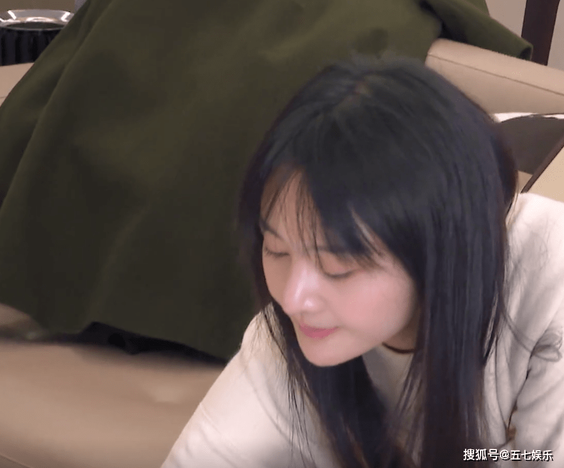 什么时候发现自己喜欢女生 475208918d7343dc87f7fb0cf06a3fa4.png