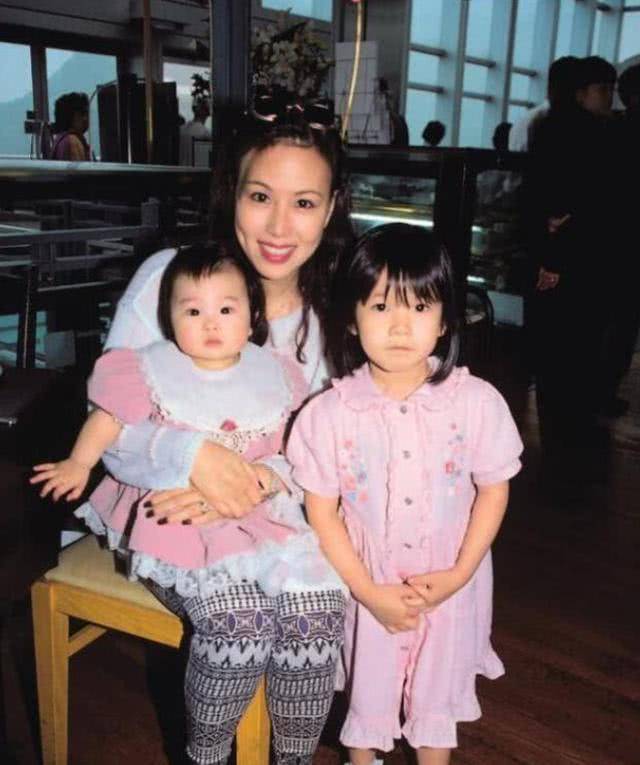 60岁港星文雪儿自揭患癌史，离婚独自养女压力大