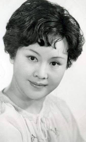 李谷一丈夫去世，曾是妻子歌迷，从女儿名字能