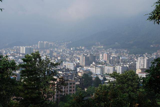 南平2020GDP_南平松溪的公园