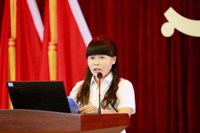 怎么样才能当上学校校长 30a98d8a9f27481ba9de678904a162c6.jpeg