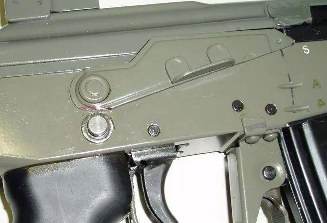 狗仔唛cd机k2_画法几何及工程制图(近机类及非机类适用)_ak47快慢机