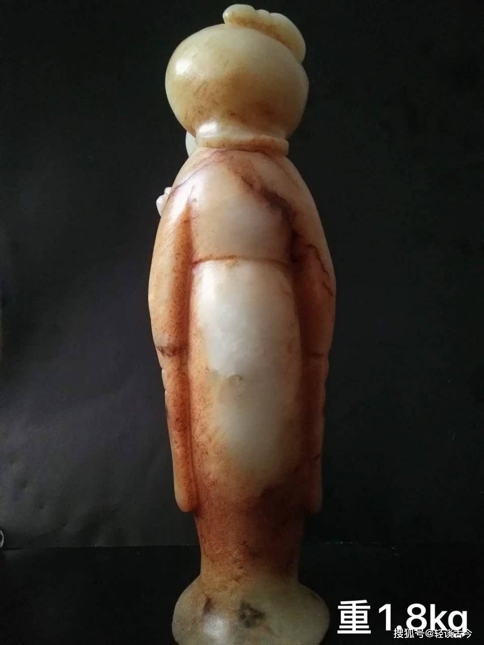 精品鉴赏】唐代和田玉仕女立像_玉器