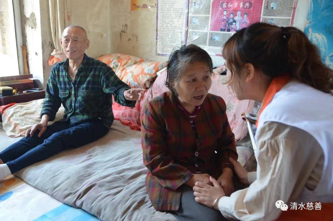 下乡送温暖，清水慈善为瓦房店市三台乡送爱心物资