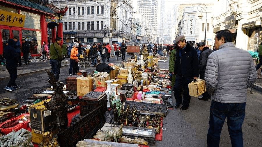 摆地摊内衣_摆地摊卖内衣内裤图片(2)