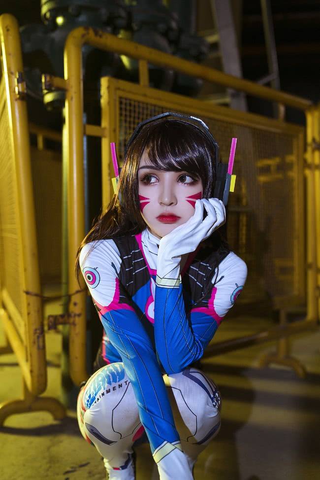 Cos：守望先锋 Dva 小姐姐还原度爆表了！ 安妮