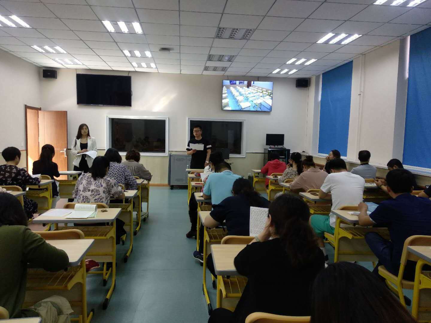 2020沈阳技术学校排名_沈阳市电子技术学校|2020年高考誓师:誓言铮铮奋勇前(2)