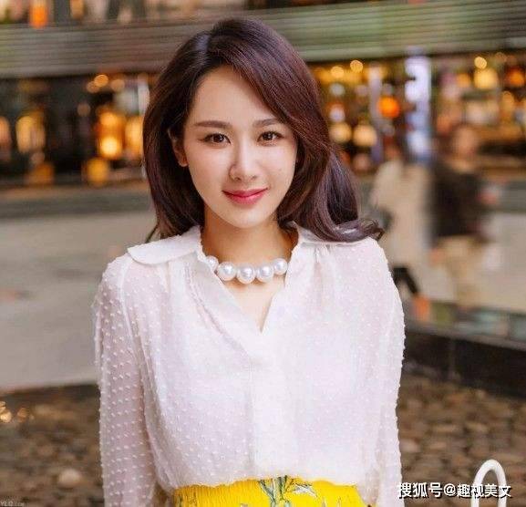 2020 百大最美女明星,周子瑜荣登榜首,你比较喜欢谁?