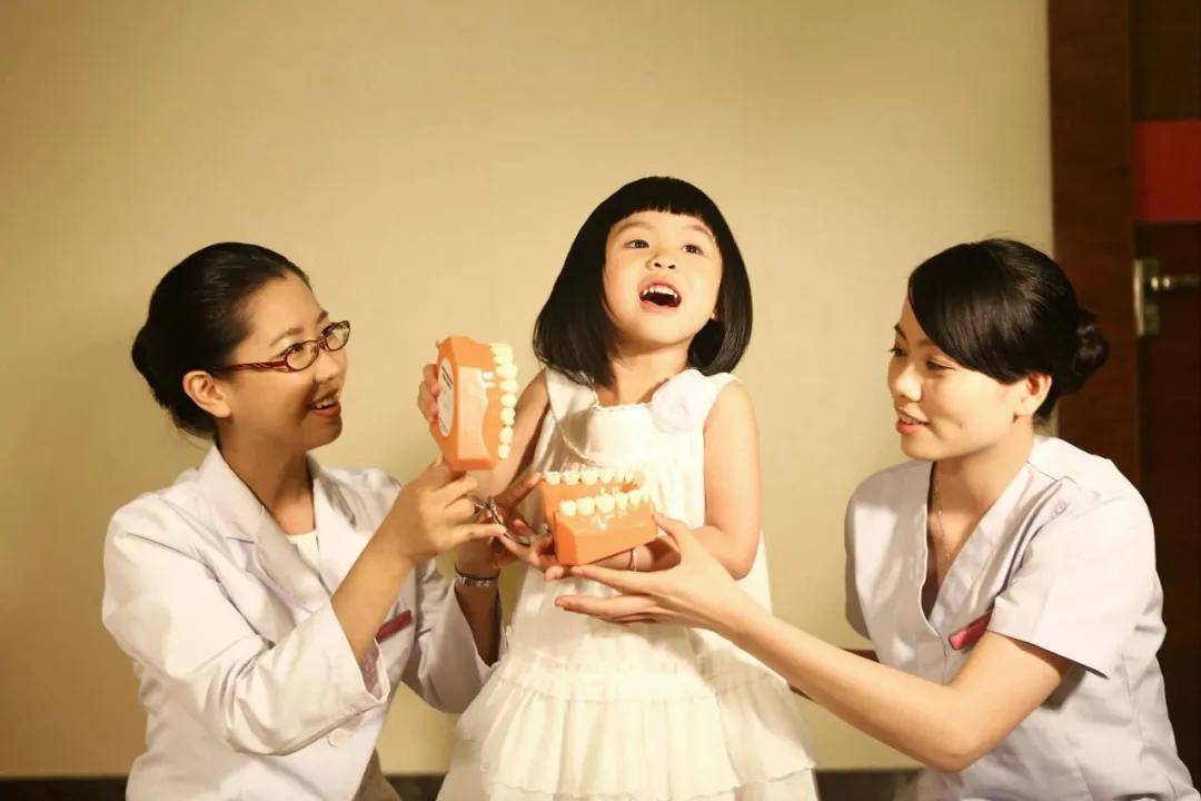牙齿|多大孩子几岁才能矫牙？这几种宝安牙齿畸形等到12岁就太迟了！