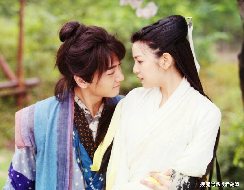 杨过和小龙女相差几岁 杨过和小龙女有孩子吗