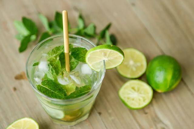 周杰伦新歌《mojito》发布"莫吉托"的英文到底怎么念?